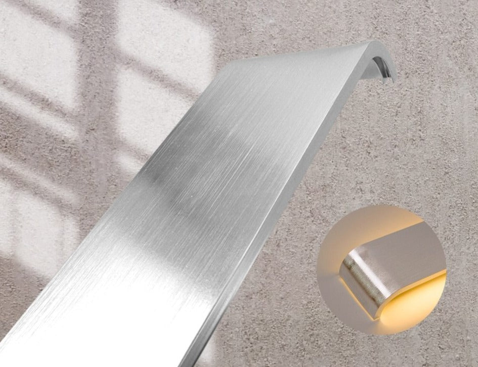 LumaGlow – Contemporary Wall Light