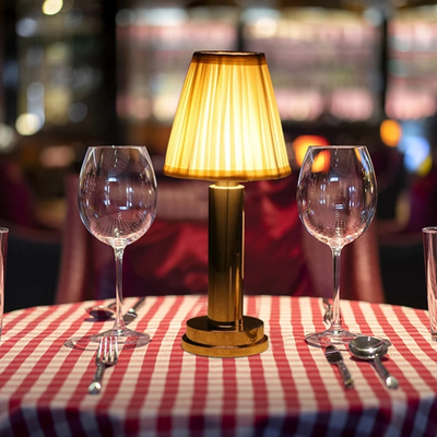 Doku Elegant Wireless Table Lamp