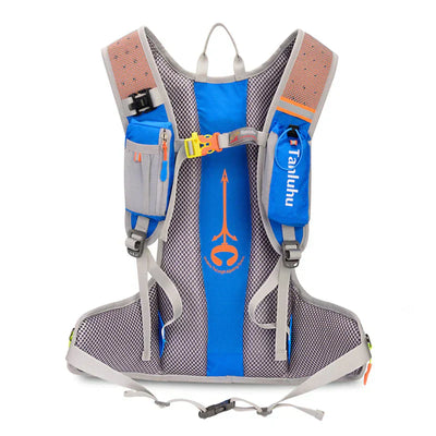 Travellite Outdoor Lightweight Waterproof Backpack with Hydration Bladder