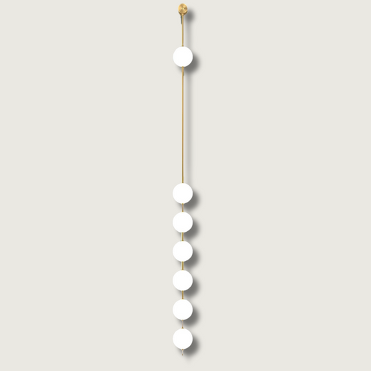 StreamGold – Modern Vertical Wall Lamp with Gold Accents