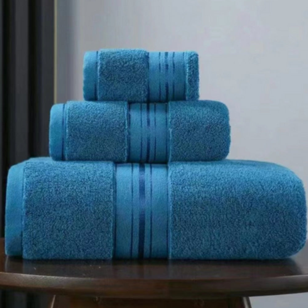 LuxeCloud Egyptian Cotton Towel Set for Soft Comfort