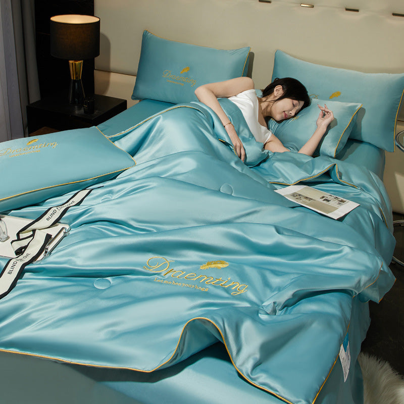 KühlTraum Cooling Ice-Silk Duvet for Hot Nights