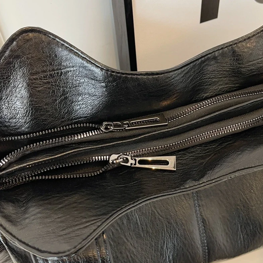 Women’s Classic Multi-Compartment Shoulder Bag – Alma