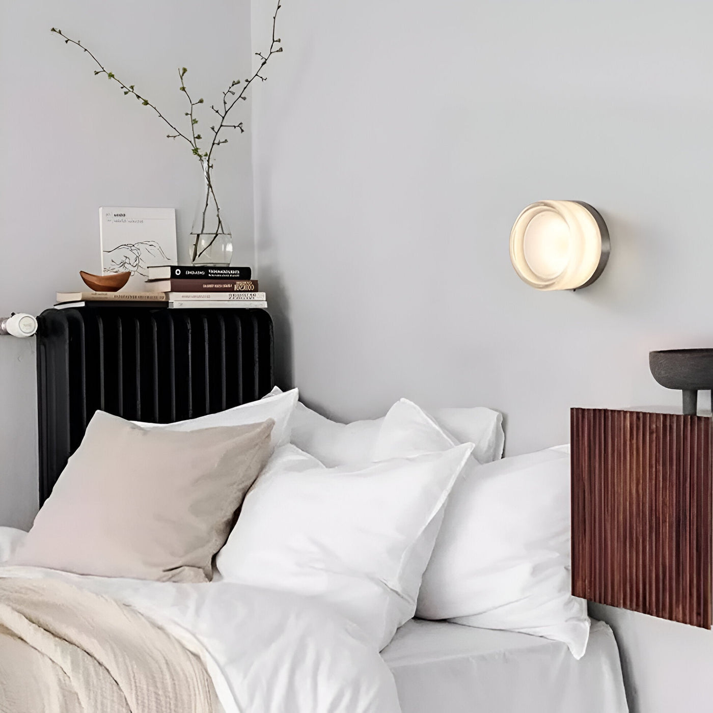 Luminous LED Aluminum Wall Light – Minimalist Design