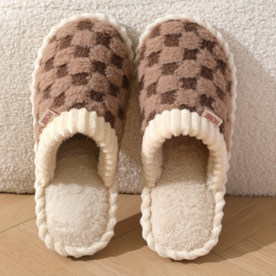 Closed-Toe Winter Slippers – Soft Fleece Lined Indoor Shoes