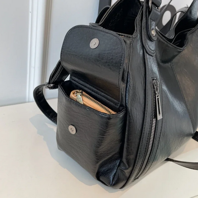 Women’s Classic Multi-Compartment Shoulder Bag – Alma