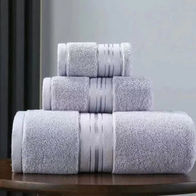 LuxeCloud Egyptian Cotton Towel Set for Soft Comfort