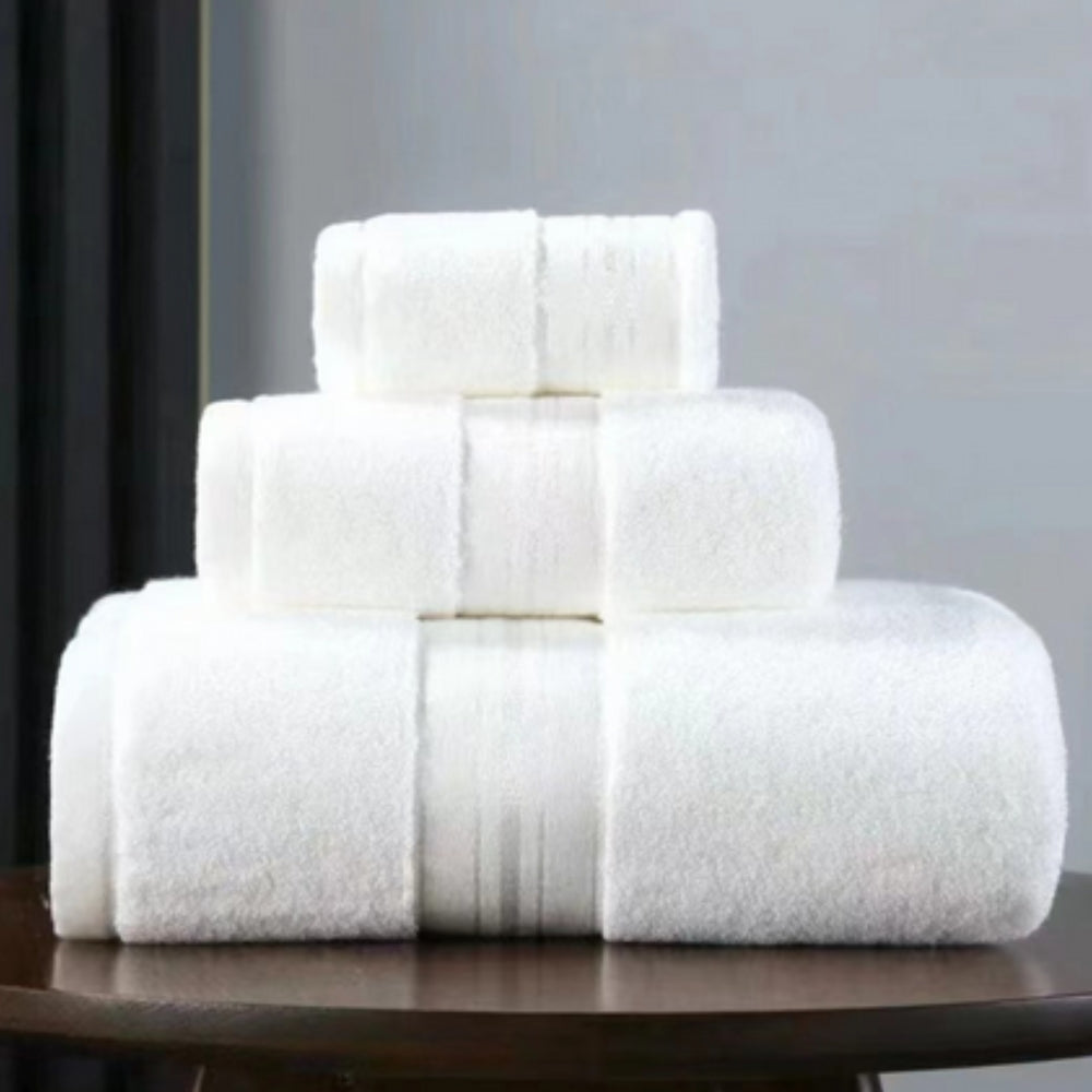 LuxeCloud Egyptian Cotton Towel Set for Soft Comfort