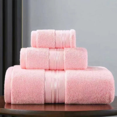 LuxeCloud Egyptian Cotton Towel Set for Soft Comfort