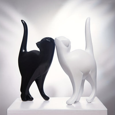 Modern Resin Cat Figurine – Nordic Style Decor