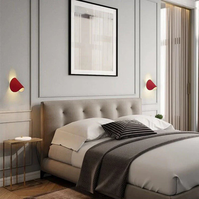 Modern LED Wall Lamp – Minimalist Industrial Design