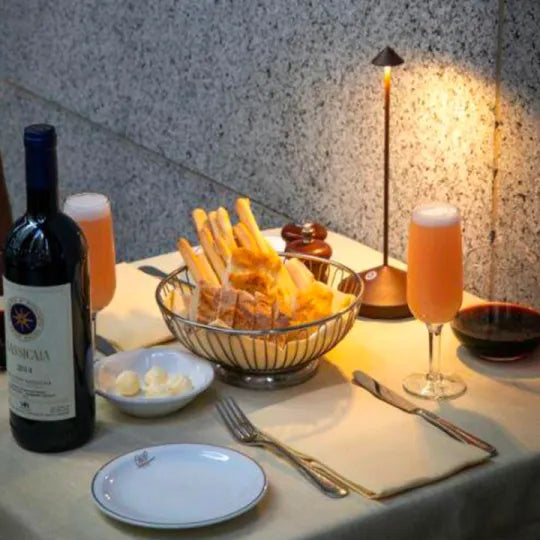 Wireless LED Table Lamp with Humidifier Function