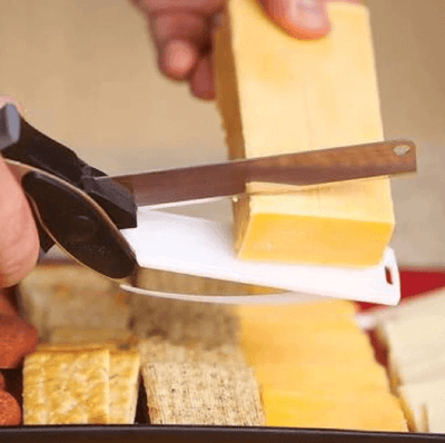 2-in-1 Kitchen Knife with Built-In Cutting Board
