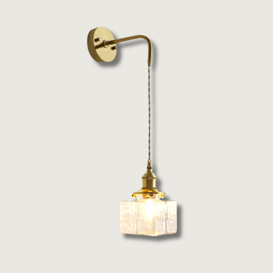 RegalRay – Royal-Inspired Wall Lamp for Elegant Spaces