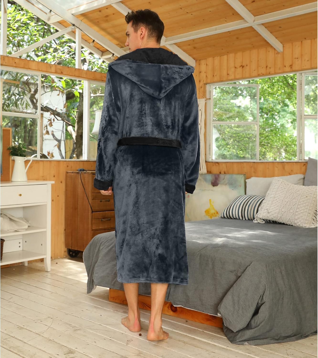 Men’s Fleece Bathrobe with Hood – Black Grey