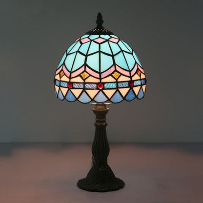 LightBreeze - Tiffany-style lamp made of colored glass with lead lines