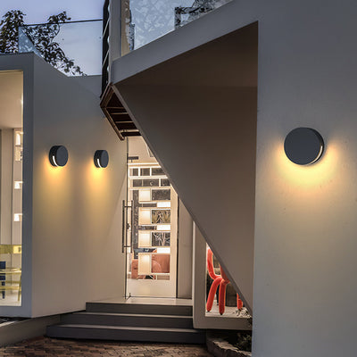 Modern Round Outdoor Wall Light – IP65 Waterproof LED