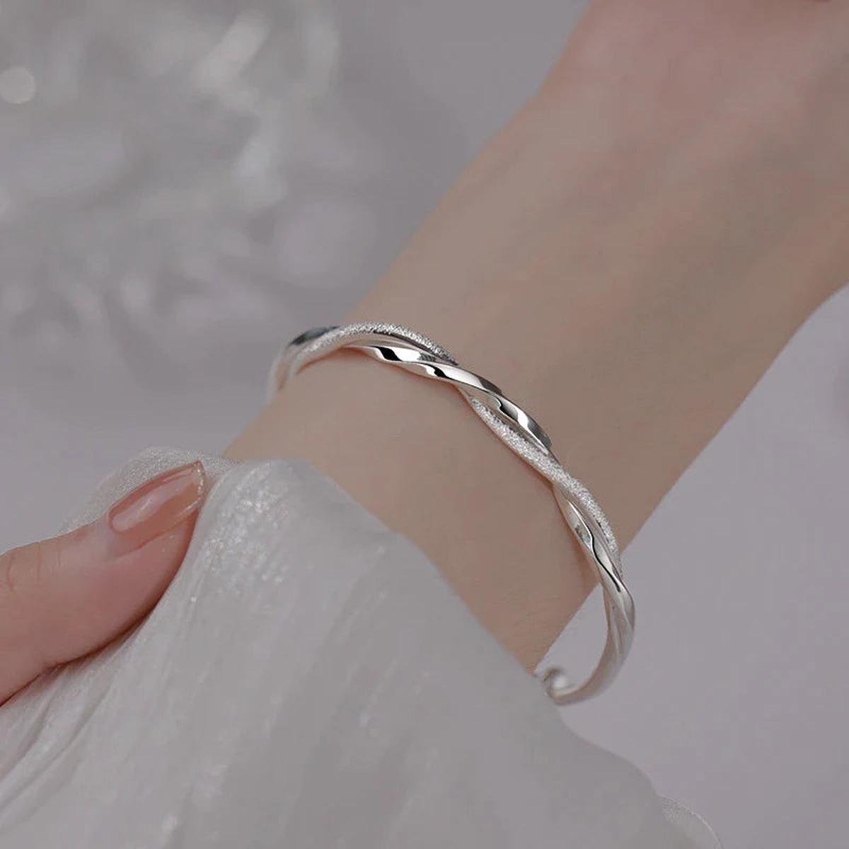 Adjustable 925 Sterling Silver Geometric Bracelet for Women