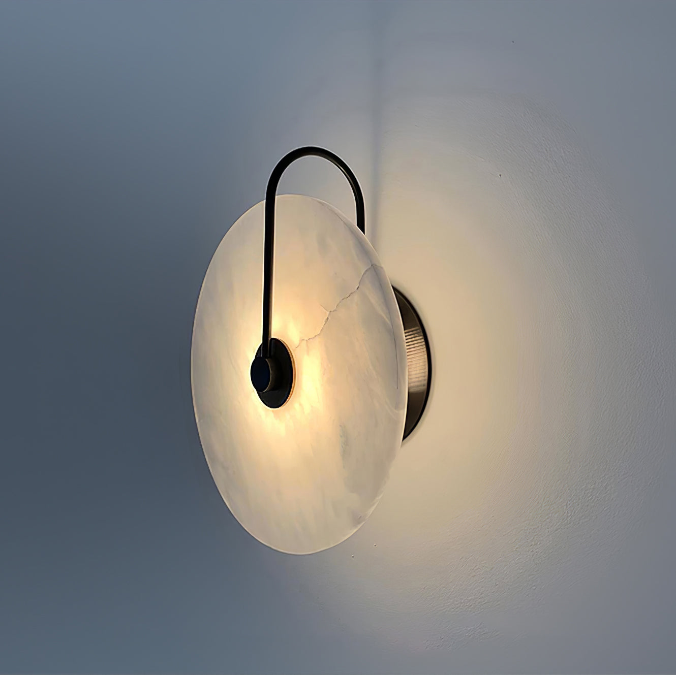 Alabaster LED Wall Lamp – Modern Ambient Lighting