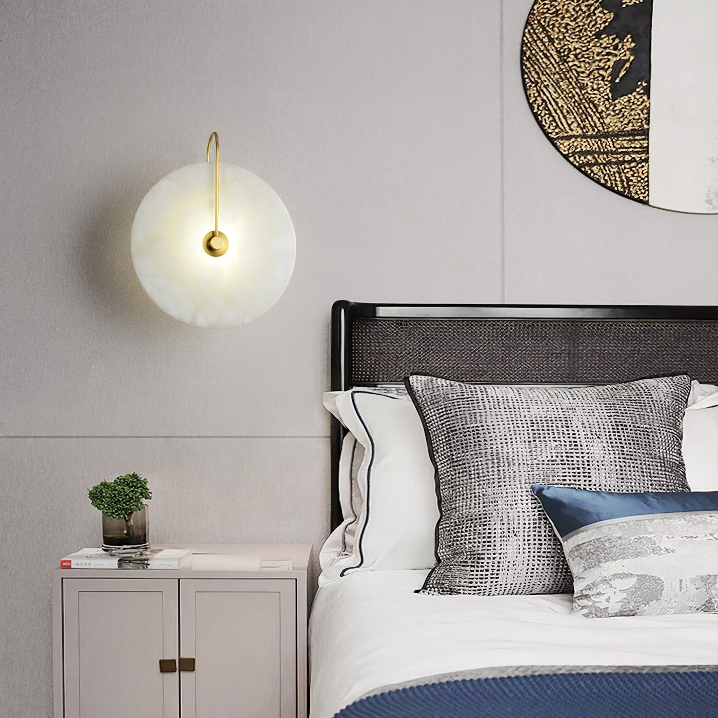 Alabaster LED Wall Lamp – Modern Ambient Lighting