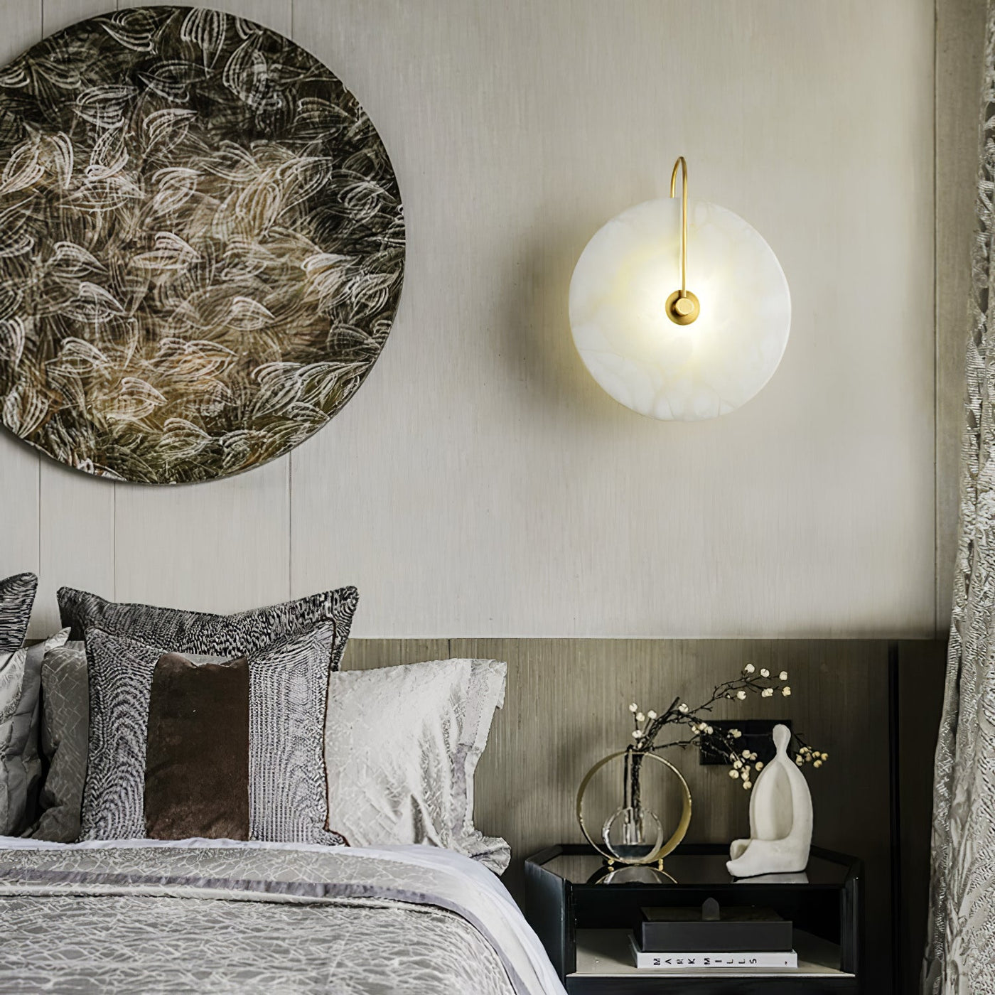 Alabaster LED Wall Lamp – Modern Ambient Lighting