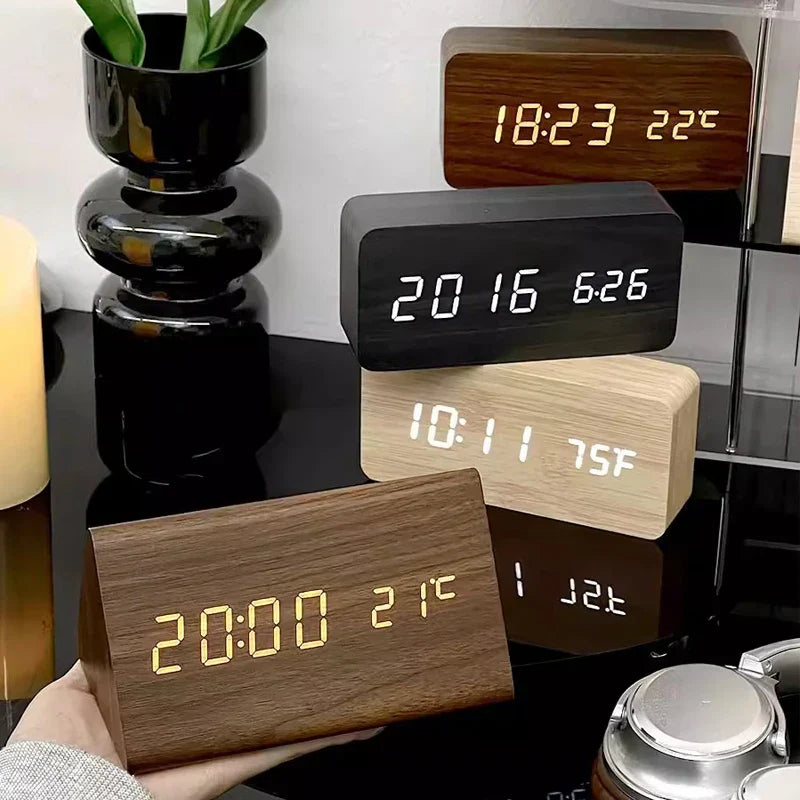 Wood LED Alarm Clock – Voice & Temp Display