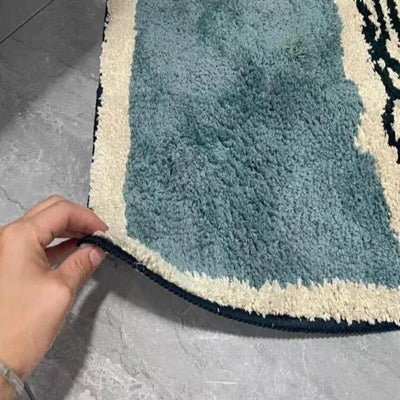Abstract Non-Slip Bath Mat – Soft Luxury Design