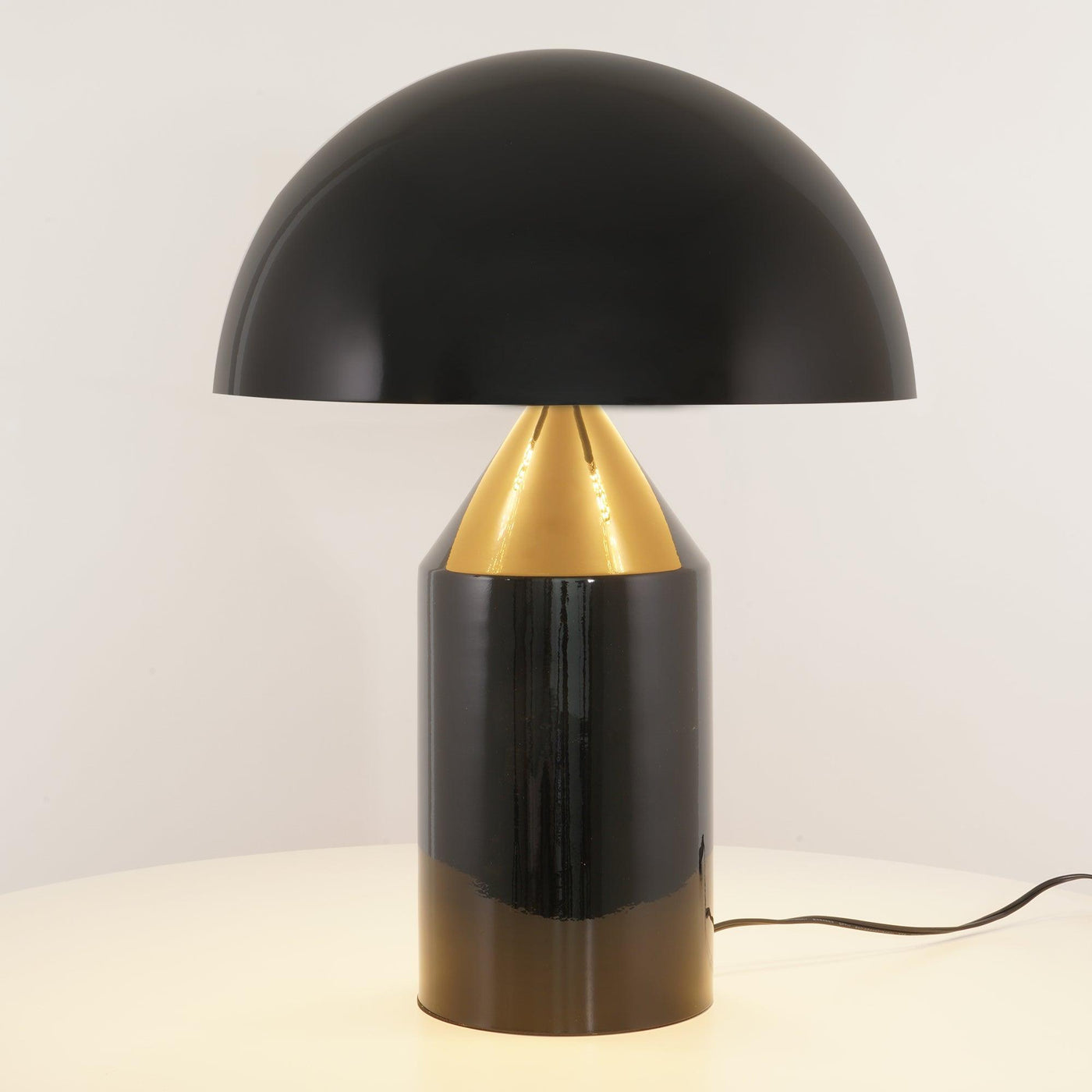 Atollo Metal LED Table Lamp – Modern Geometric Design
