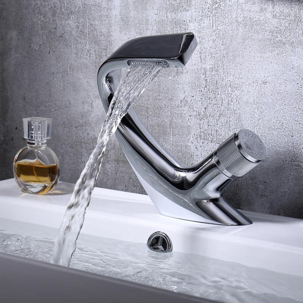 Modern Bathroom Sink Mixer Faucet – Stylish Chrome Tap