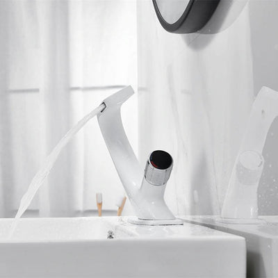 Modern Bathroom Sink Mixer Faucet – Stylish Chrome Tap