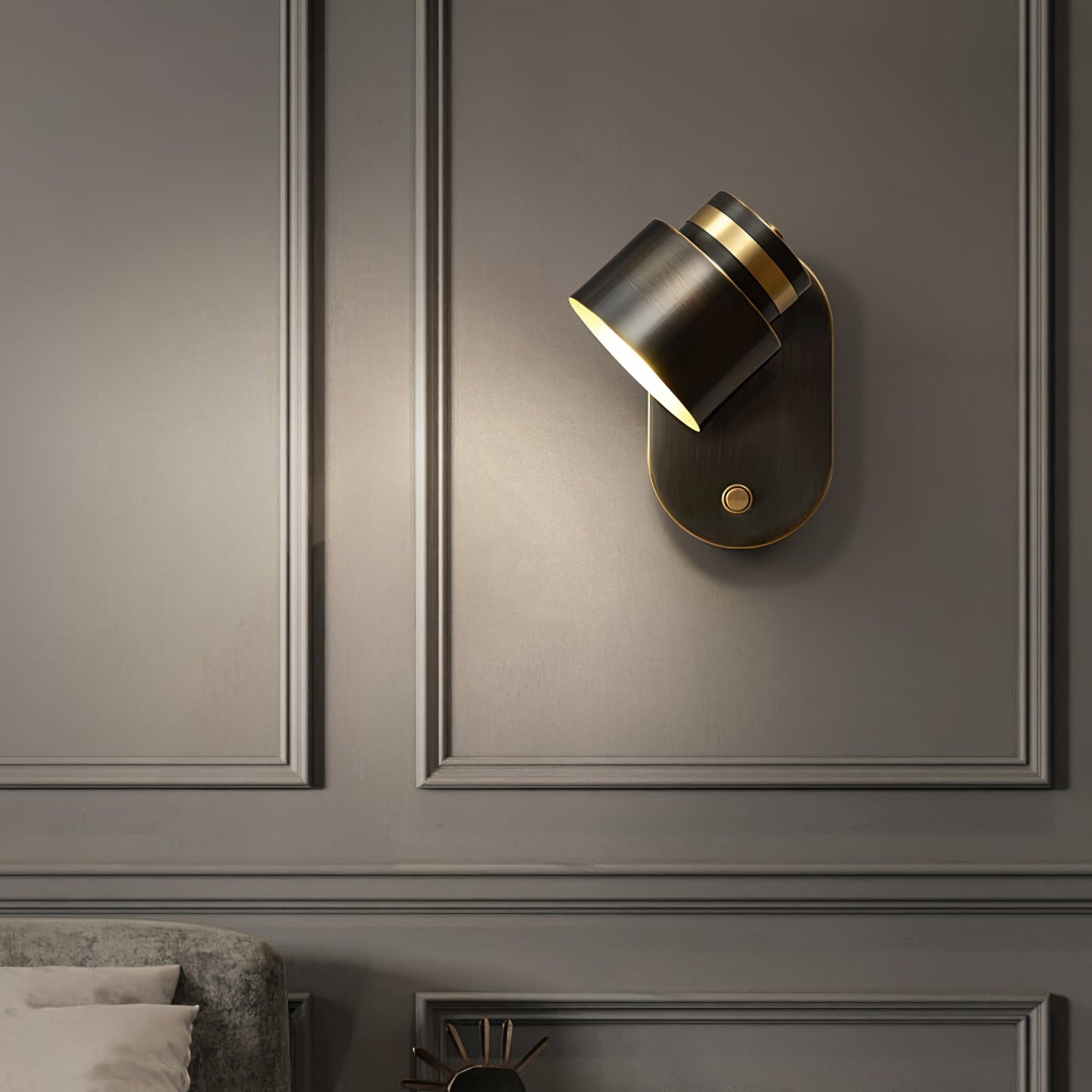 ShadowLume - Glossy Wall Sconce