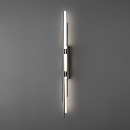 LuxeHalo – Opulent Gold Wall Light for Elegant Spaces