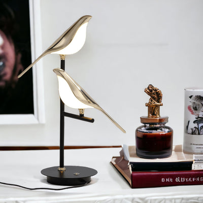 MisterBird LED Table Lamp
