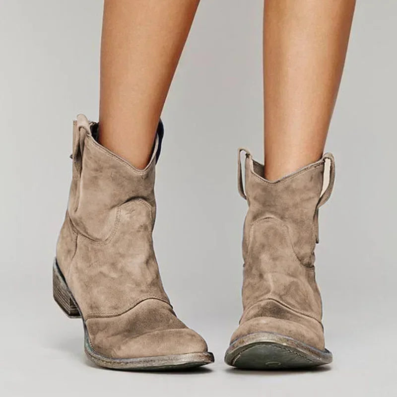 Women’s Black Leather Cowboy Boots with Western Design and Comfort