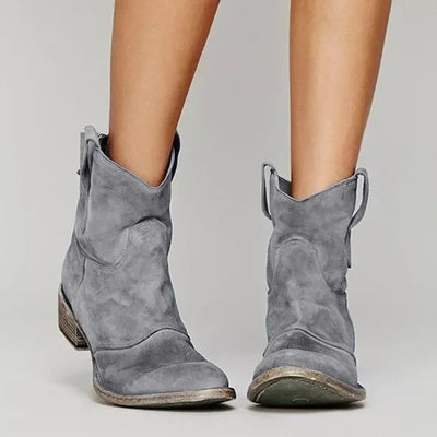 Women’s Black Leather Cowboy Boots with Western Design and Comfort