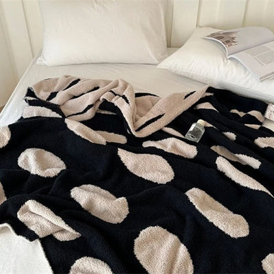 Reversible Polka Dot Fleece Blanket for Sofa and Bed