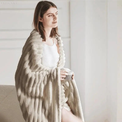 Soft Textured Blanket for Bed and Sofa Comfort