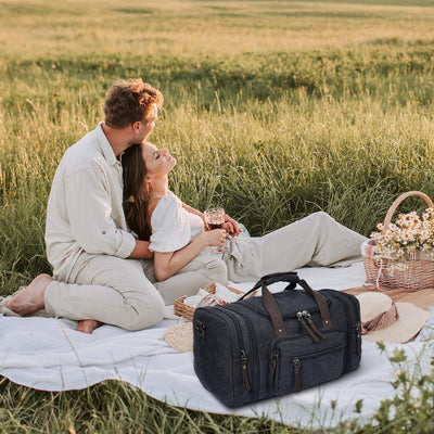 Expandable Canvas Travel Duffle Bag with 40–50L Capacity