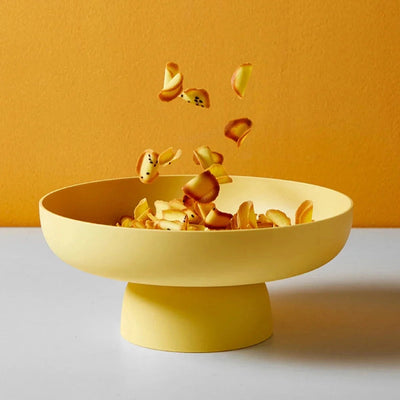 Fruity Elegance Retro Fruit Bowl – Leaf-Shaped Plastic Tray