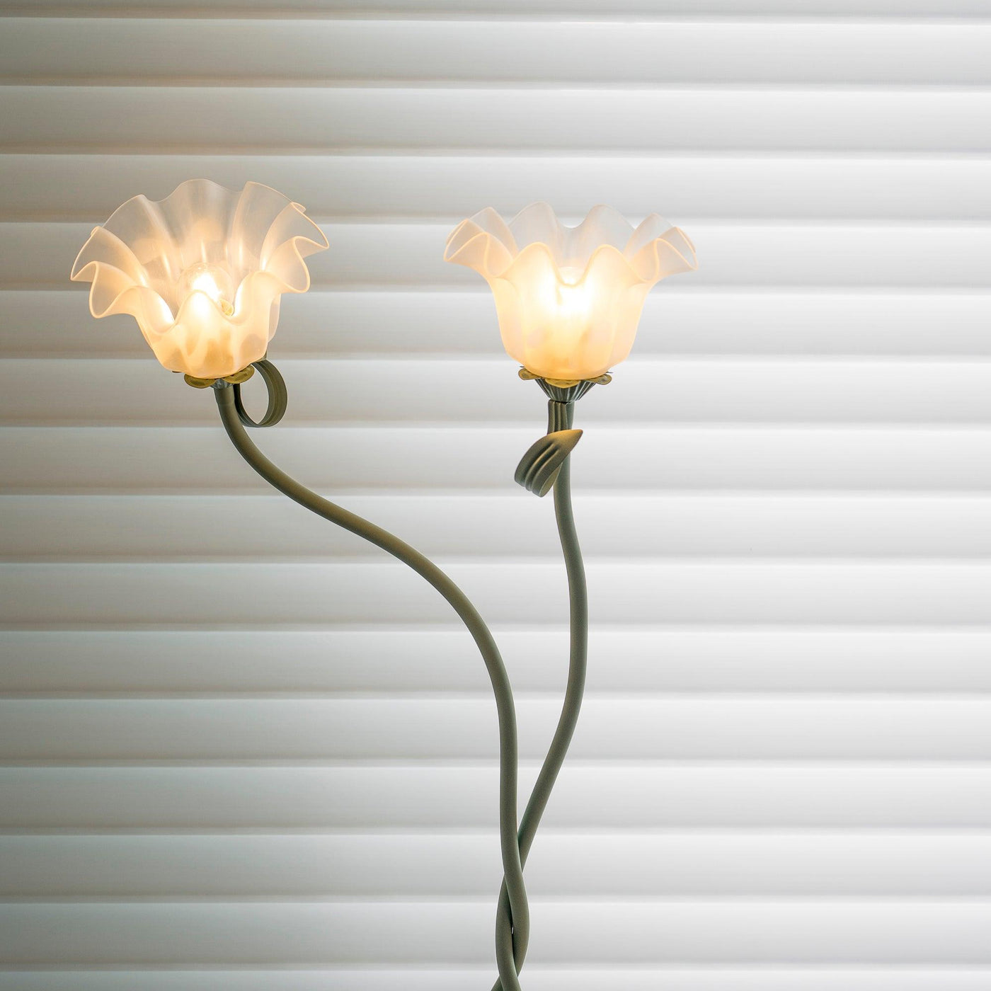 Calla Flowers LED Floor Lamp with Matte Green Finish
