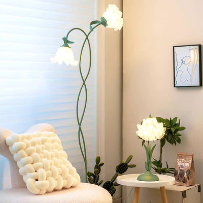 Calla Flowers LED Floor Lamp with Matte Green Finish