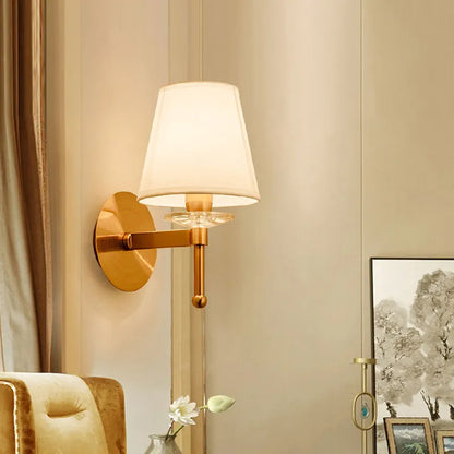 RayGlow – LED Wall Lamp with Stylish American Design