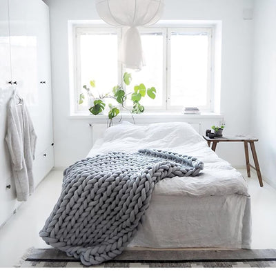 Chunky Knit Throw Blanket for Couch or Bed
