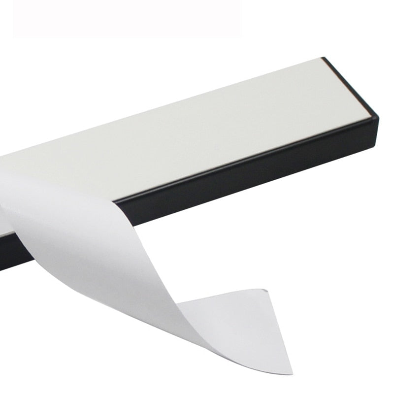 Magnetic Knife Holder – Wall-Mounted Black Steel Rack