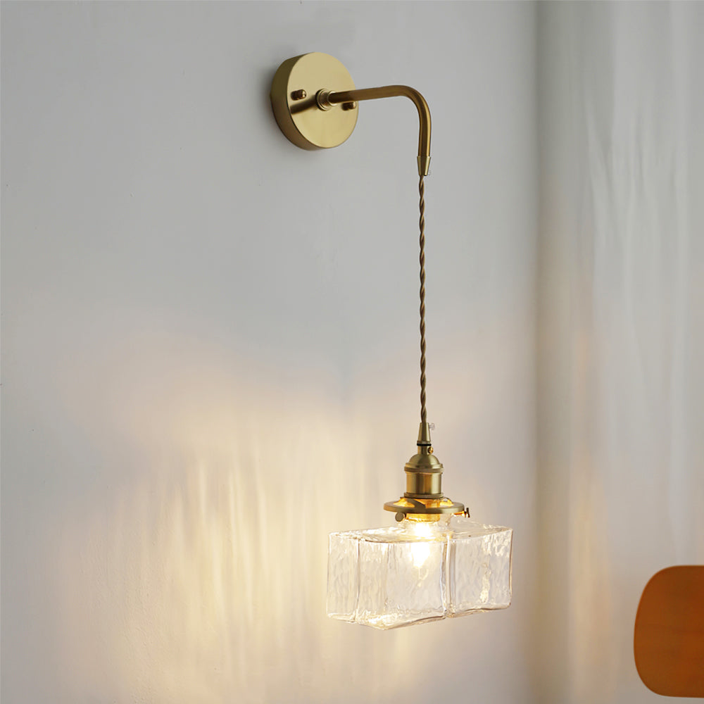 RegalRay – Royal-Inspired Wall Lamp for Elegant Spaces