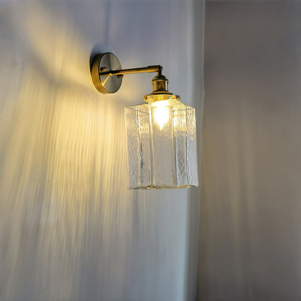 RegalRay – Royal-Inspired Wall Lamp for Elegant Spaces