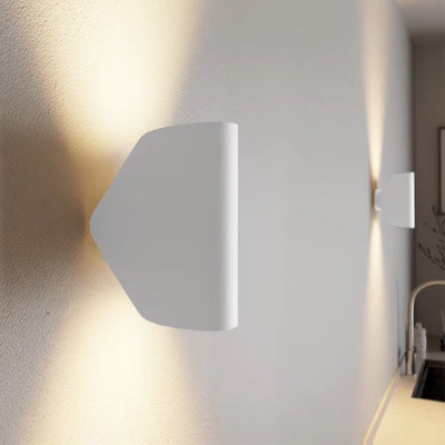 CYGNUS 2.0 Modern Wall Lamp for Elegant Interiors