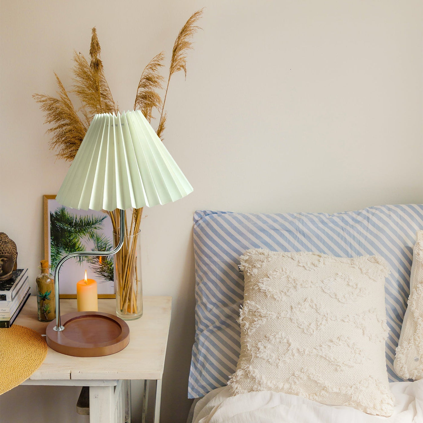 Pleated Fabric Table Lamp with Tray Base