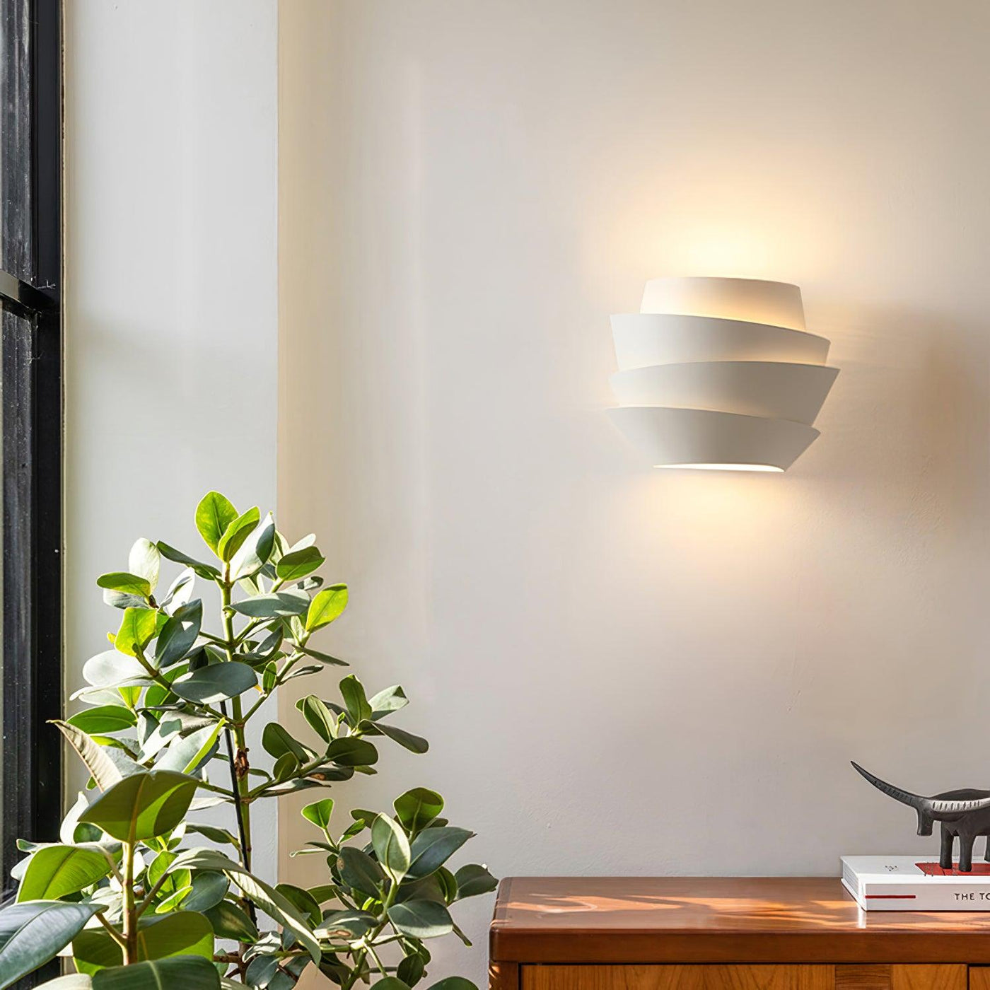 Modern LED Wall Lamp with French Design