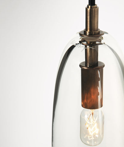 NovaBeam – Refined Gold Wall Lamp for Sophisticated Interiors